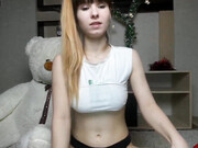 little_mini_10112019_1337_female_chaturbate