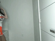 noelleeastonxxx-pantyhosed-hooters-girls-make-you-wea_720p