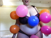 sweetheartmiabbw-popping-balloons-2018-05-22_gbWwwm