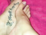 Ella Jolie onlyfans _[1010336] My feet looking extra sexy when there covered in .... oil haha [2018-01-19]