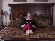 [ManyVids]codi-vore-breast-feeding-tara-2017-07-30_0UtXFJ