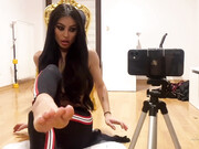 OnlyFans.com Evil Woman _20-03-26 16615250 Bare feet tease clip I miss the real time sessions so much! Can't wait to(..) 1918x1080