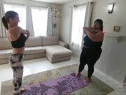 VieraMayXXX - FIT GIRL TRAINS BBW FRIEND AND MAKES-OUT 2020-04-14
