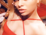 destinycruzxxx-28-05-2020-34091605-Hot Tiny Babe In Sexy Red Lingerie Giving A Little 