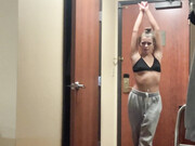 jadereignxx-24-11-2019-14834138-short vid of me vibin out givin sneak pee