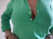 sexymatureaussielady-29-02-2020-23901642-Tit's out for the Boyz