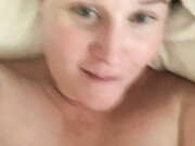 mrssiren-08-03-2019-5304869-Cooling off after hot bath