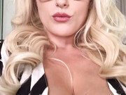 angelwicky-02-12-2019-15403653-Lisen to your teacher poslouchej pan u itelku
