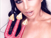 romi_rain-31-10-2019-13249139-I summon thee NEW VIDEO AT 4 30PM PDT