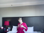 breelouisexoxo-06-07-2020-76923418-Strip tease from red robe