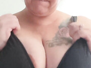 bustykrisann-23-06-2020-68582467-Can I lean over you like this