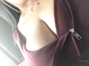 jaylenerio-23-12-2019-17009000-Modeling a sexy burgundy tight dress from Bebe