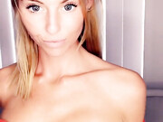karleystokes-03-11-2019-13439288-Love showing off I m online now Let s play ... btw w