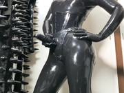 mistresshinako-29-07-2020-88767335-Do you wanna suck my latex dick