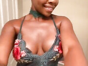 queensavagedoll_How do I look fellas_26394891