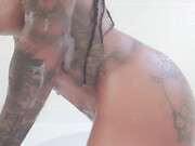 gabbyryan-31-03-2020-28696202-Post workout bath for my loves....hope you enjoy this di