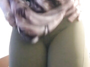 spookisideshow-17-12-2019-16581179-I bought leggings for exercising but my butt looks 