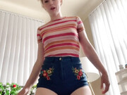 ellanovaxxx-13-04-2020-31659409-My holes and I just wanted to say hello to my members 