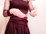 envyanne-2020-01-26-19973479-Quick_undressing_while_I_m_at_a_friend_s_house_3