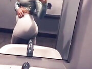 kencake-03-01-2019-4312611-Working on ass getting fat