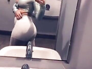 kencake-03-01-2019-4312611-Working on ass getting fat