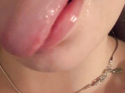 kencake-16-11-2019-14280685-I have a really long tongue