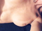 officialdavafoxx-27-10-2019-12987167-Video-Consider that your good night kiss