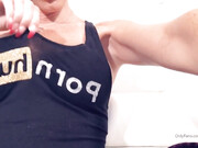 officialdavafoxx-31-12-2019-17593314-Video-I m being a bad girl today