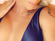 tris_love-28-09-2019-11484235-Blue satin feels so good against my skin