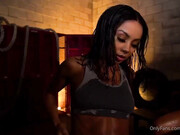 headdoctort-13-07-2020-80043524-Workout shoot