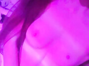 tali_dovahkiin-28-11-2019-15130033-PICS CLIP Playing under the grow lights