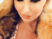 taylorwane69-24-03-2020-27123836-Dressed in designer