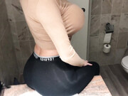 yvonne_bar__12387008