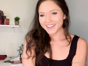 zoebloomxxx-14-06-2020-47299021-Friendly reminder for those on free trial I will be se
