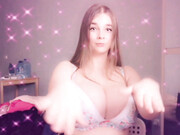 lucylaistner_-04-12-2019-15570788-Macarena