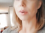 shawnalenee-19-09-2020-121876139-