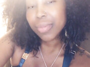 zmeenaorrxclusive-28-09-2019-11474115-Can I Ride ya Face like this Daddy Tip me Some m