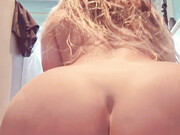 bethundressed-02-06-2020-44367260-riding