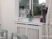bethundressed-07-08-2018-2970317-being neighbourly