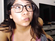 irlmommy23-01-03-2020-23971901-big milf titties up clsoe St