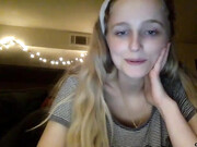 peachezzs_28102020_1119_female_chaturbate