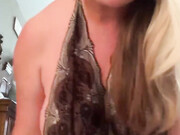 sarenicole-21-04-2020-33571949-Oh my gosh I found this lactating Milf next door who ha
