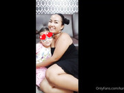 kamallababe-23-09-2020-124365730-my babysitter take day off n its pussy day off ..so i