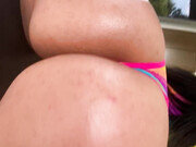 malyia-28-11-2019-14936991-This fat ass looks even better with baby oil