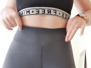sarahwxpfree_STRIP TEASEEEEE begging you to take my cloth_30552768