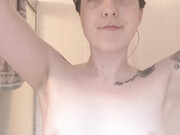 svnflowerqueen_come take a shower w me_11285651
