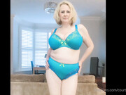 courtesananna-06-07-2020-76857022-Like my green yellow bra cheeky strip ... sold it to