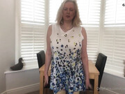 courtesananna-20-04-2020-33266777-yellow nylons and a summer short dress