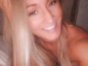 nikkifoxxxxx-16-04-2020-32227923-Giving you all my love