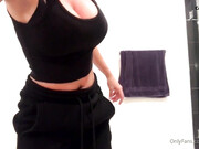 rahyndee_You won t want to miss all the content going up on my premium Onlyfa_26108278